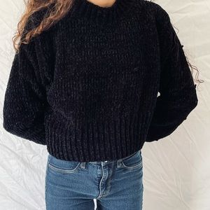 Black sweater size M